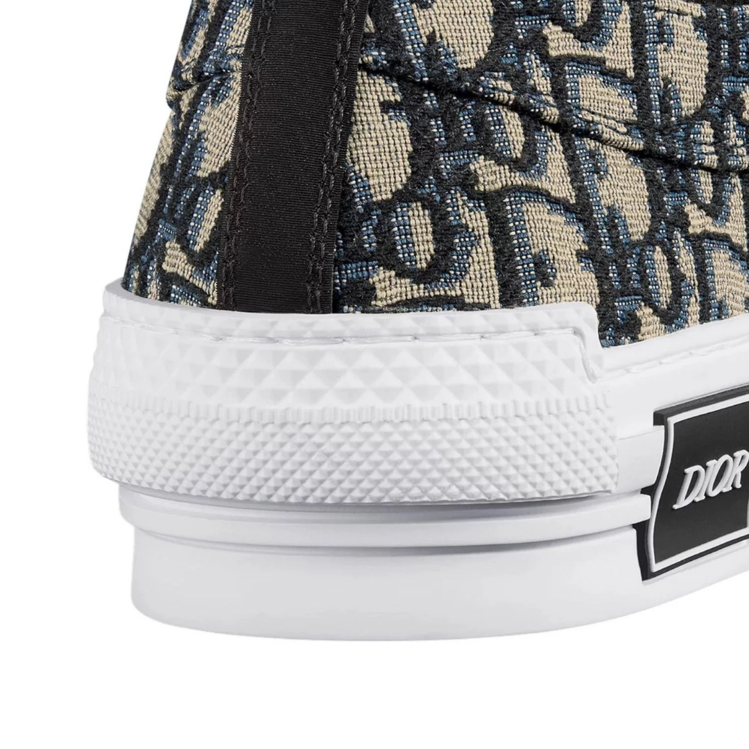 B23 Low Oblique Beige Black