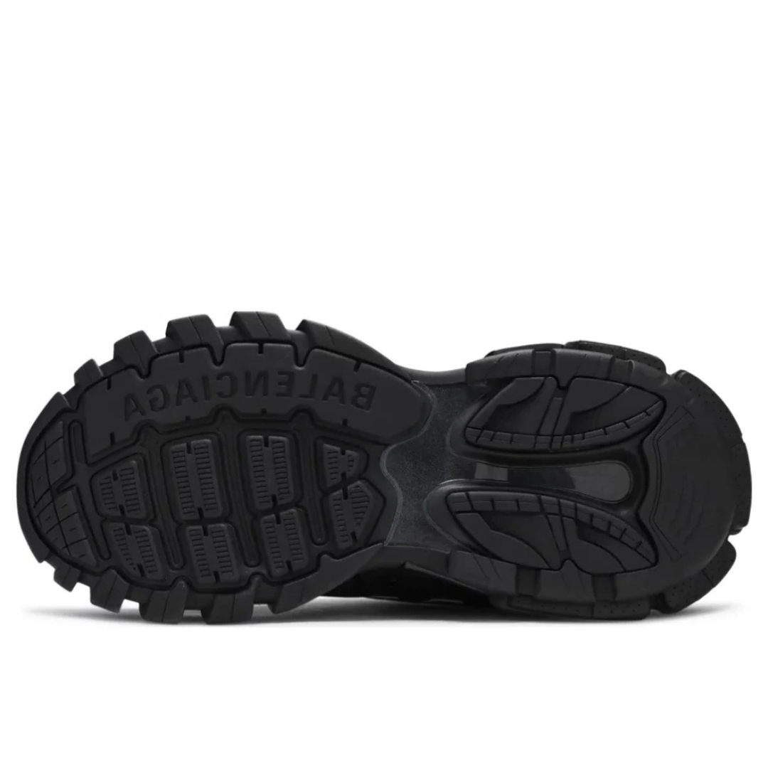 Track 3.0 Black White