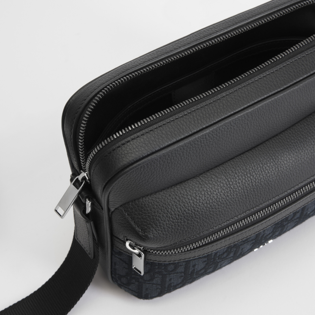 Messenger Zipped Bag