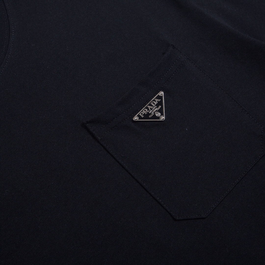 Monogram Badge T-shirt
