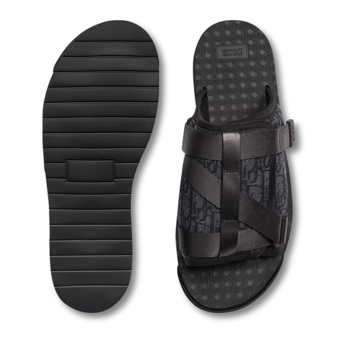 Sandals Alpha Oblique Triple Black