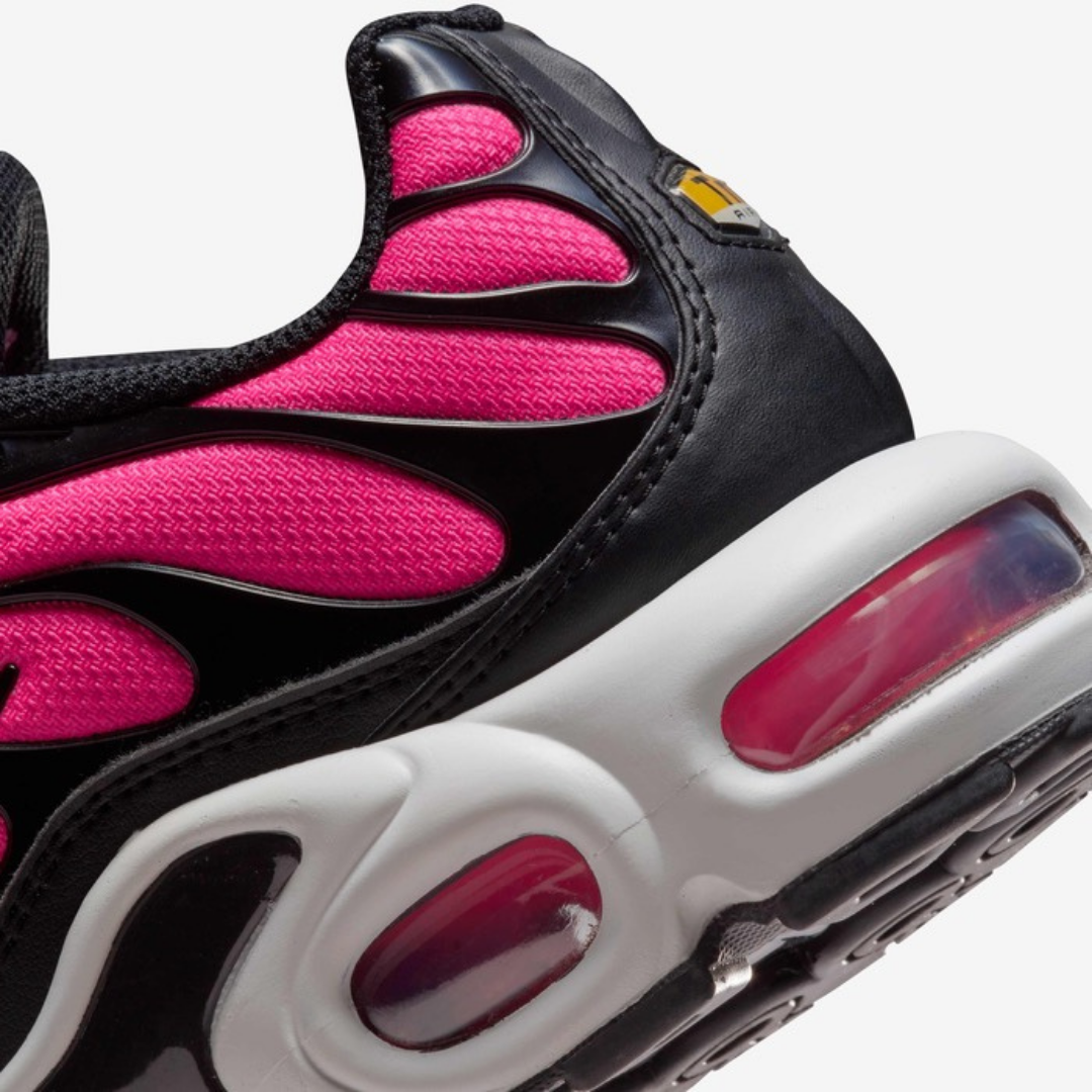 TN White Black Pink Gradient