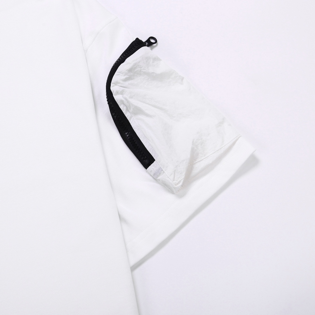 Polychromatic T-shirt